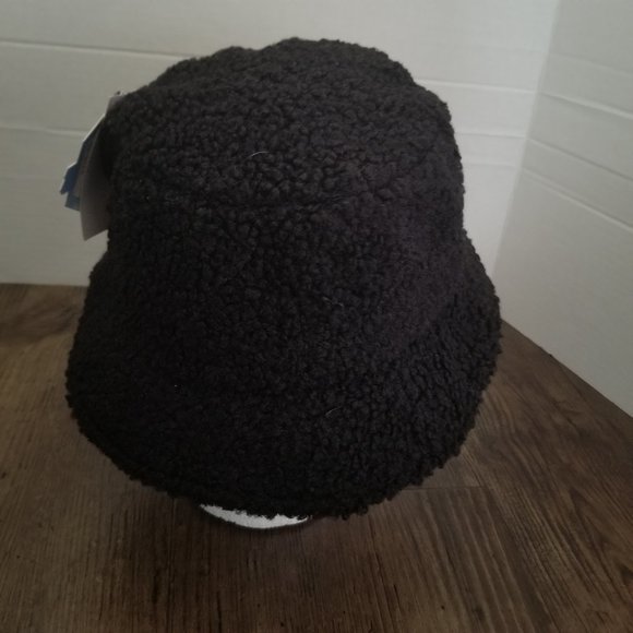 Minecraft Creeper Sherpa Bucket Hat - Picture 3 of 9